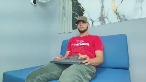 DAVID online show from 10/09/25, 02:48