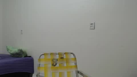 Snapshot of david_smit_ chatting on 05/06/26, 02:11 david smit online show from 05/06/26, 02:11