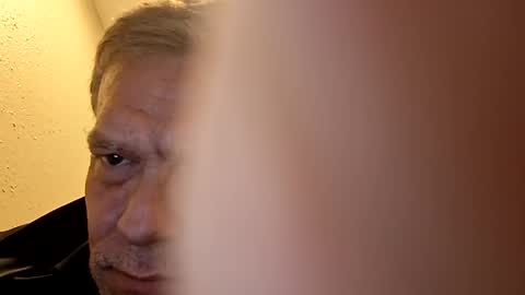 david_stone1969 online show from 04/18/26, 08:51