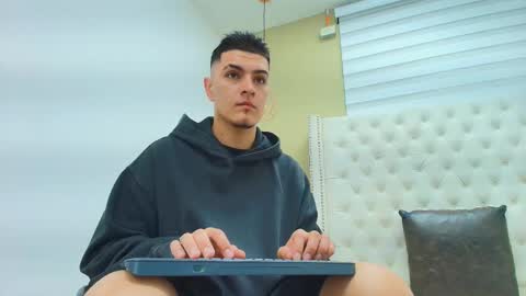 david_victoriaa online show from 02/21/26, 01:01