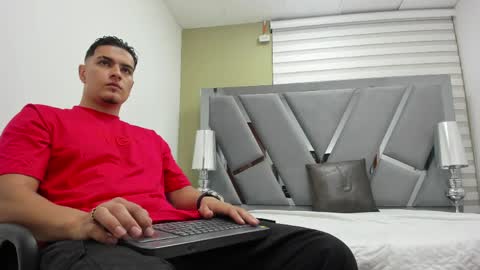 Snapshot of david_victoriaa chatting on 05/22/26, 12:55 david_victoriaa online show from 05/22/26, 12:55