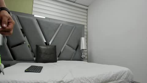Snapshot of david_victoriaa chatting on 05/27/26, 01:08 david_victoriaa online show from 05/27/26, 01:08