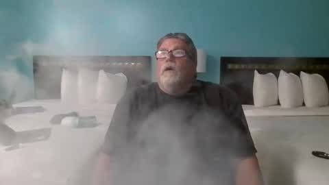 Snapshot of davidakafluffhorny4you chatting on 04/05/26, 08:55 davidakafluffhorny4you online show from 04/05/26, 08:55