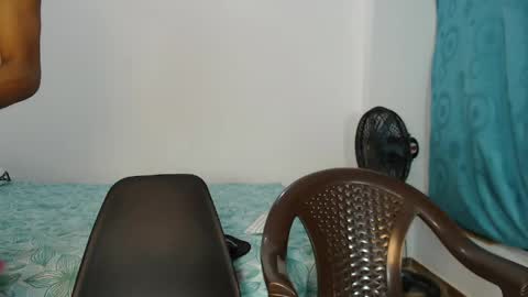 Snapshot of davidberrocal chatting on 05/25/26, 10:27 DavidSexxx777 online show from 05/25/26, 10:27