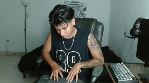 Snapshot of davidbless chatting on 03/11/26, 01:22 David Bless online show from 03/11/26, 01:22