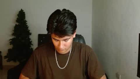Snapshot of davidbless chatting on 05/19/26, 01:56 David Bless online show from 05/19/26, 01:56