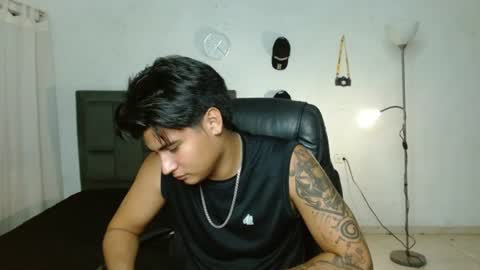 Snapshot of davidbless chatting on 06/19/26, 02:49 David Bless online show from 06/19/26, 02:49