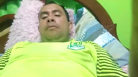 Snapshot of davidcamelo chatting on 04/16/26, 04:46 davidcamelo online show from 04/16/26, 04:46