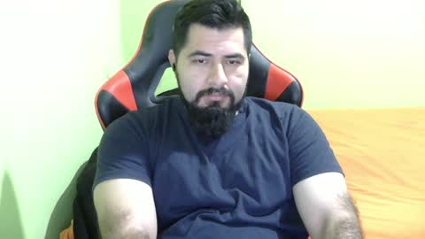 Snapshot of daviddelz chatting on 12/20/24, 05:14 David online show from 12/20/24, 05:14