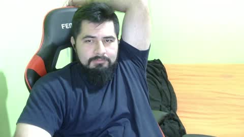 Snapshot of daviddelz chatting on 12/30/24, 06:09 David online show from 12/30/24, 06:09