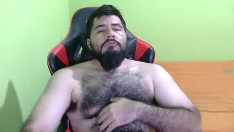 Snapshot of daviddelz chatting on 02/05/25, 08:54 David online show from 02/05/25, 08:54