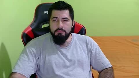 Snapshot of daviddelz chatting on 02/17/25, 06:20 David online show from 02/17/25, 06:20