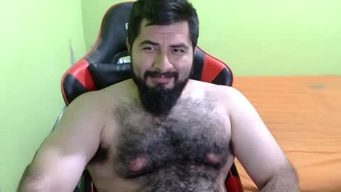 Snapshot of daviddelz chatting on 02/19/25, 08:44 David online show from 02/19/25, 08:44