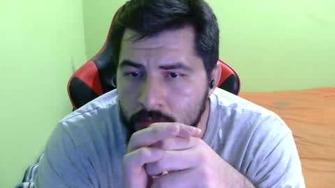 Snapshot of daviddelz chatting on 02/21/25, 08:18 David online show from 02/21/25, 08:18