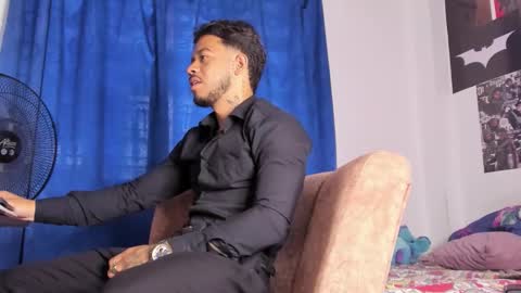 Snapshot of davide_daniels chatting on 09/12/25, 12:05 Davide online show from 09/12/25, 12:05