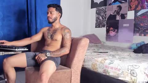 Snapshot of davide_daniels chatting on 03/03/26, 03:12 Davide online show from 03/03/26, 03:12