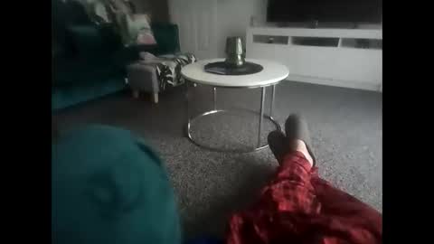 Snapshot of davidf75 chatting on 10/02/25, 06:42 davidf75 online show from 10/02/25, 06:42