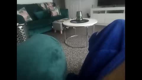 Snapshot of davidf75 chatting on 10/10/25, 07:51 davidf75 online show from 10/10/25, 07:51