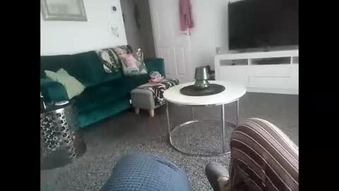 Snapshot of davidf75 chatting on 10/21/25, 09:21 davidf75 online show from 10/21/25, 09:21