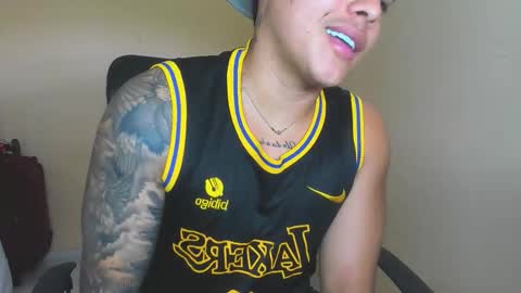 Lennon online show from 09/25/25, 08:23