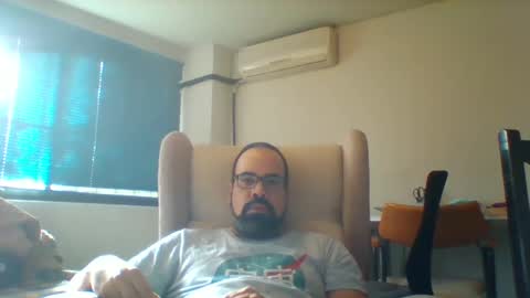 Snapshot of davidmax245 chatting on 01/18/25, 12:15 davidmax245 online show from 01/18/25, 12:15