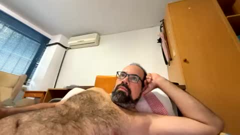 Snapshot of davidmax245 chatting on 07/25/26, 06:27 davidmax245 online show from 07/25/26, 06:27