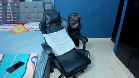 davidro030 online show from 01/17/26, 02:16