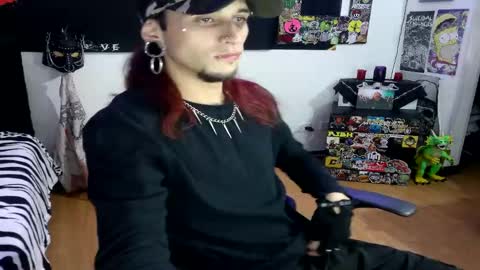   online show from 01/07/25, 01:17