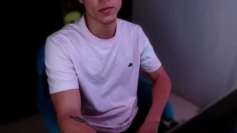 davidsalazar33 online show from 11/13/25, 05:50