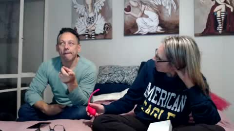 Snapshot of davidstong_cam chatting on 07/01/26, 08:52 Davidstrong cam online show from 07/01/26, 08:52