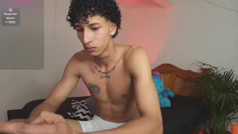 Snapshot of davidxxx02 chatting on 03/06/25, 10:04 Estiven online show from 03/06/25, 10:04