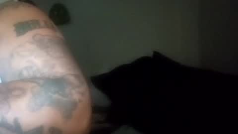 Snapshot of davidzhere222800 chatting on 02/23/25, 07:07 davidzhere222800 online show from 02/23/25, 07:07