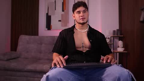 Davies brown    schedule 12pm to 5pm col time online show from 12/15/25, 09:08