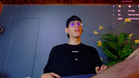 daviid_huge online show from 11/07/25, 01:22