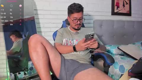 David Evans online show from 10/19/25, 06:08