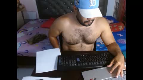 Snapshot of davinson_lopez35 chatting on 06/04/26, 07:03 davinson_lopez35 online show from 06/04/26, 07:03