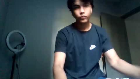 Snapshot of davinxxix chatting on 06/01/26, 03:58 davinxi online show from 06/01/26, 03:58