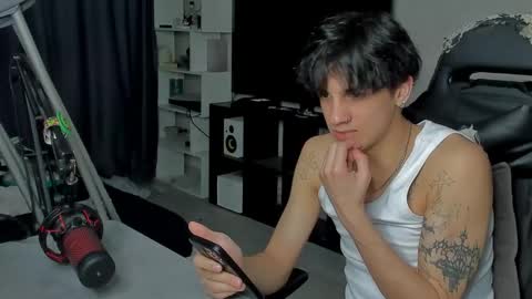 davis online show from 09/14/25, 02:54