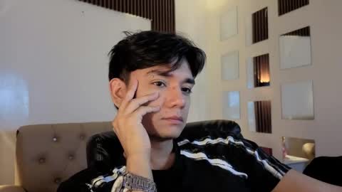 davoxer online show from 04/19/26, 02:44