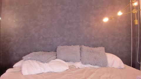 DAWA ANGELS online show from 12/15/25, 10:03