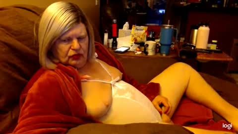 dawndoesall online show from 01/05/25, 11:12