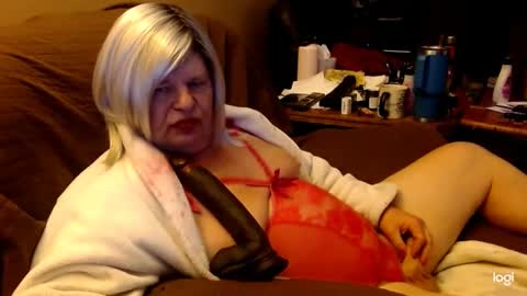 dawndoesall online show from 02/11/25, 04:01