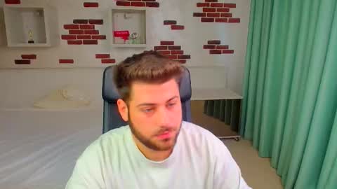Snapshot of daxgreer chatting on 06/22/26, 04:09 DaxGreer online show from 06/22/26, 04:09