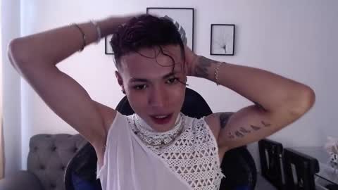 Daxon online show from 11/14/25, 05:33