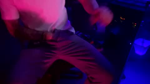 Snapshot of day__tripper chatting on 01/17/25, 12:52 day tripper online show from 01/17/25, 12:52