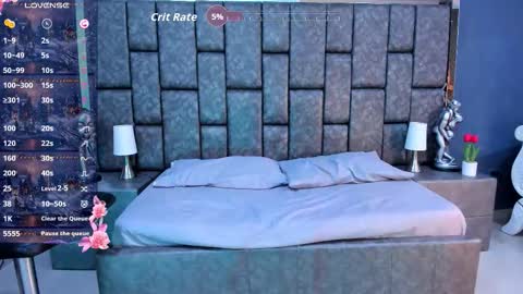 Snapshot of dayanagray chatting on 11/14/25, 05:17 DAYANA GRAY My schedule 2200 - 0600 GMT -5 online show from 11/14/25, 05:17