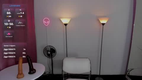 I am Dayanna  tecca online show from 01/29/25, 12:33