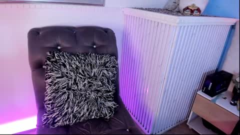 dayanne7 online show from 01/22/25, 04:34