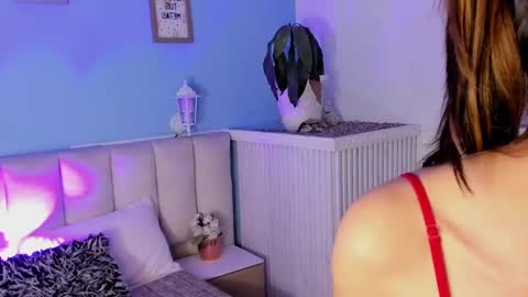 dayanne7 online show from 02/04/25, 08:56