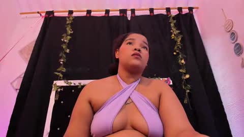 dayanroux online show from 10/30/25, 12:17